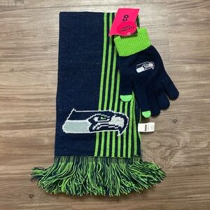 Seattle Seahawks Scarf and Glove Set